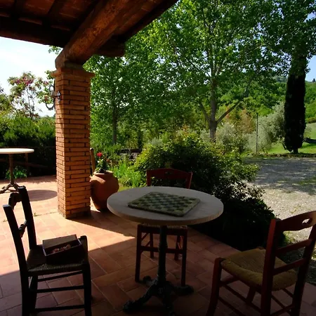 Lucertola Apartment *