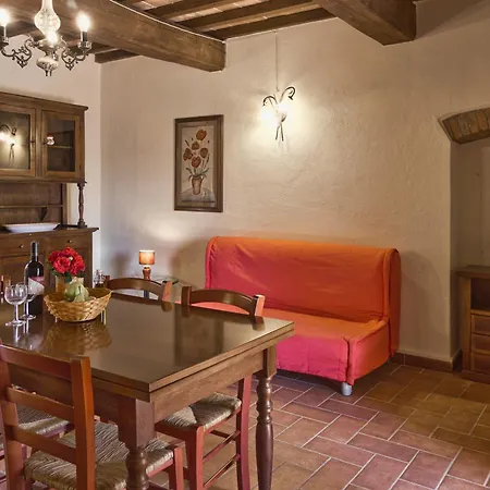 Lucertola Apartment *